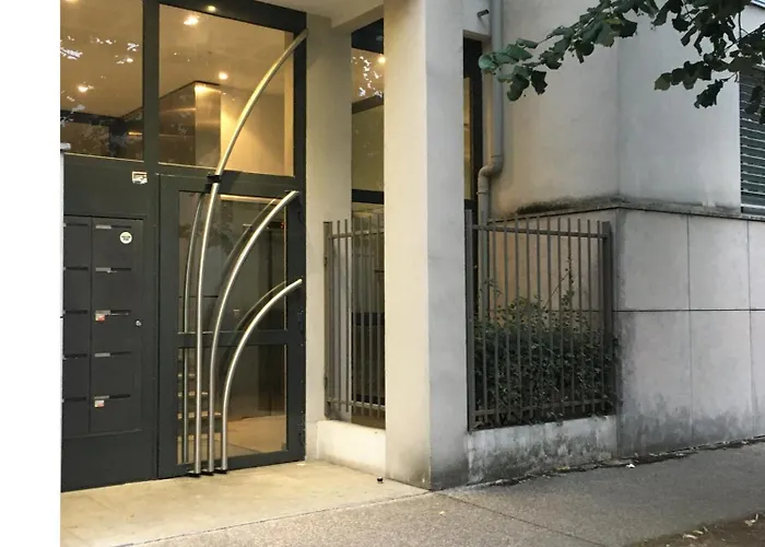 Appartement Residence Quartier Vilette Paul Bert Box Garage